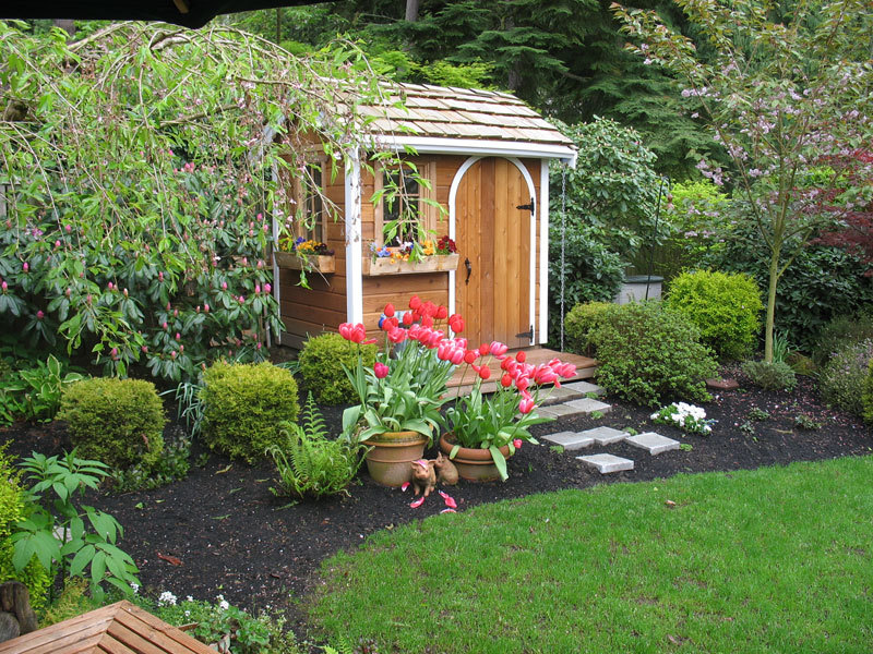 Ash Tree Cottage: Landscaping Around the Potting Shed