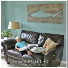 Pallet Art Shark_thumb[3]