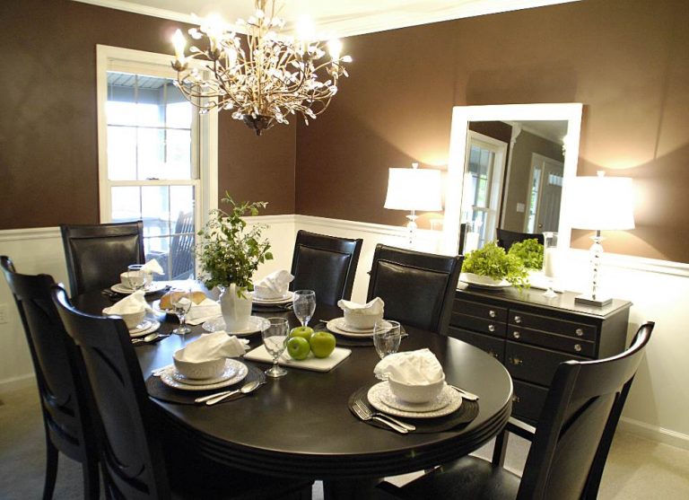 Dining Room Improvements {Plus Molding Tutorial}