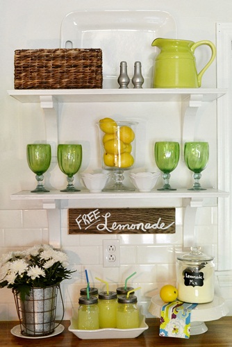 Summer Open Shelves in my Kitchen