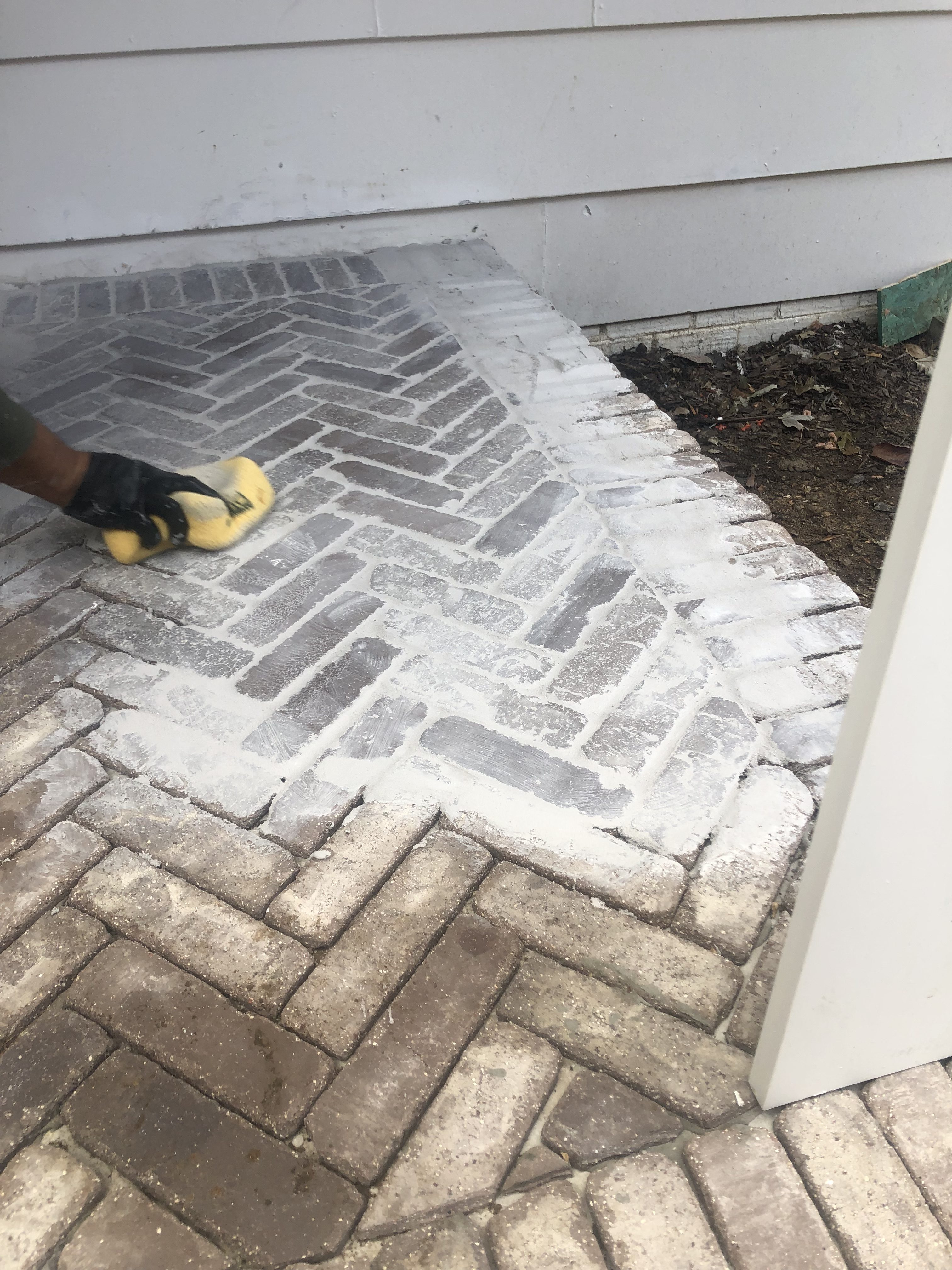 how to install brick veneer pavers