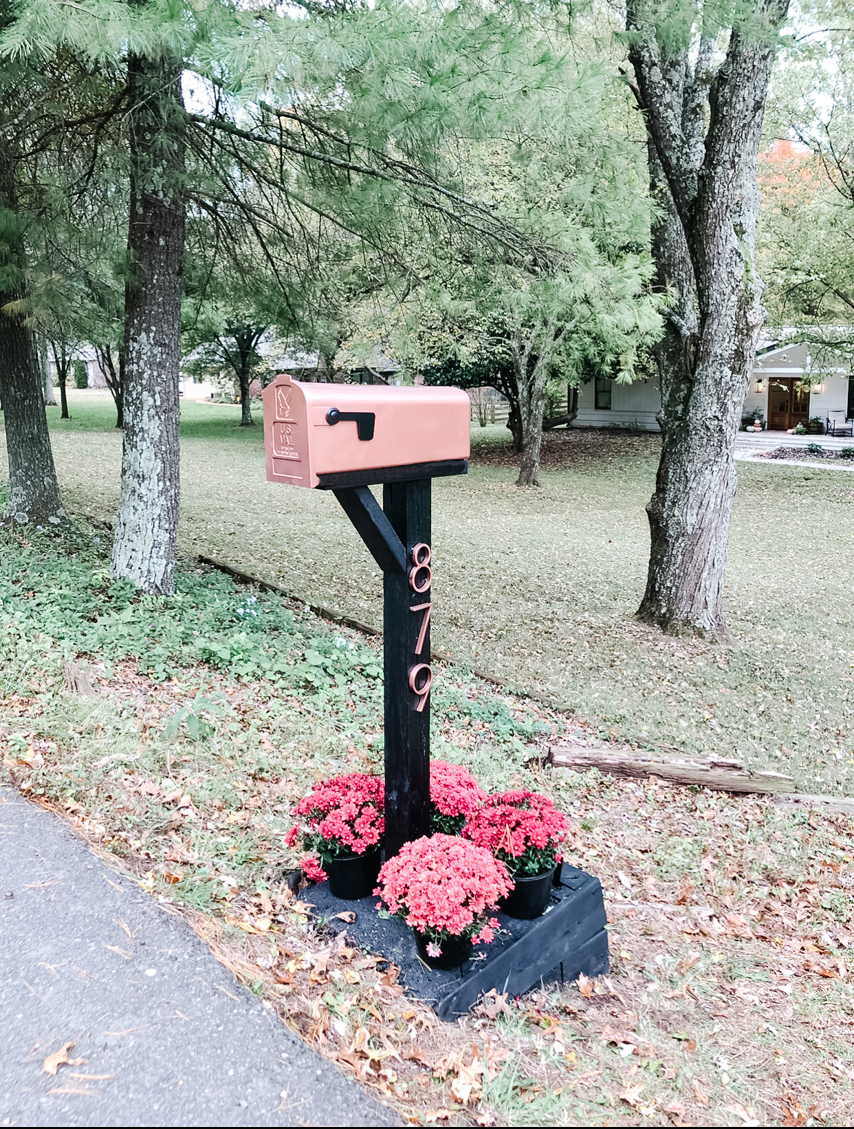 DIY mailbox makeover