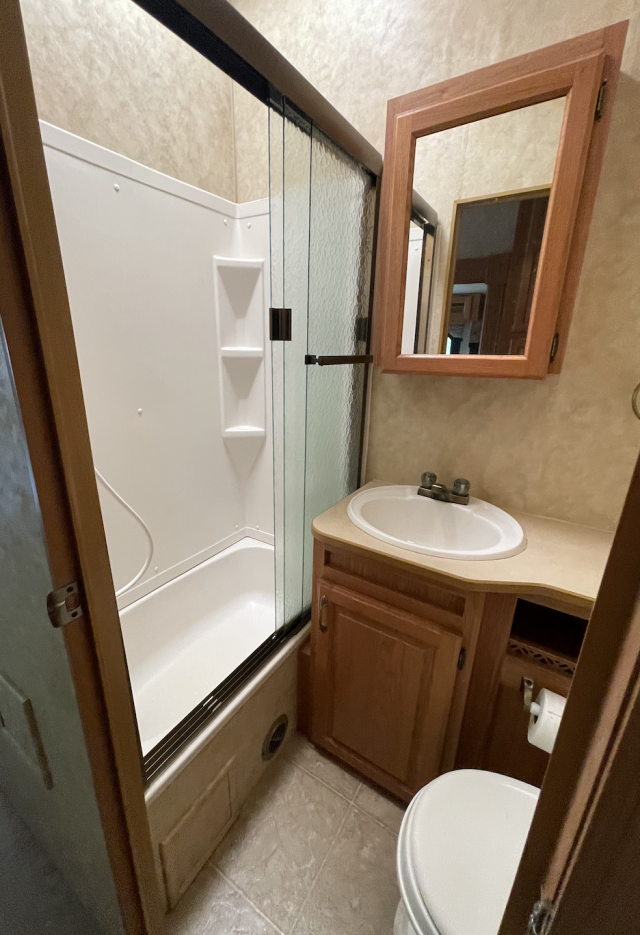 Makeover Monday ~ RV Bathroom Makeover - Beneath My Heart